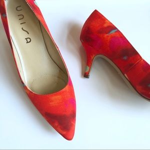 unisa pumps sale